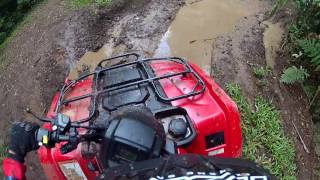 Quadriciclo honda fourtrax NOSSA AQUI TEM LAMA  me ajuda [upl. by Winer339]