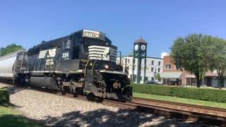 Tuesday Railfanning in Thomasville NC 32324 [upl. by Oremodlab]