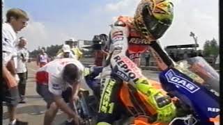 MotoGp  Brno 2002 Ritiro di Rossi [upl. by Anailuj]