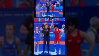 vinesh phogat 🤯🥇wrestling 💪 neeraj Chopra in final olympic wrestling vineshphogat neerajchopra [upl. by Diahann]