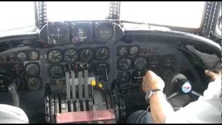 EC121 Super Constellation quotConniequot flies home to Yanks Air Museum [upl. by Clarkson392]