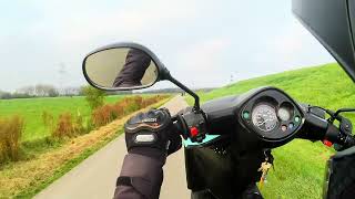 STUNTEN MET EEN GILERA STALKER  YAMAHA JOG RR [upl. by Suolekcin]