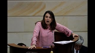 Primer agarrón entre el Centro Democrático y la FARC en el Senado  Noticias Caracol [upl. by Dionysus]