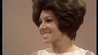 Shirley Bassey  Smoke Gets In Your Eyes  1971  quothigh qualityquot [upl. by Nepean954]