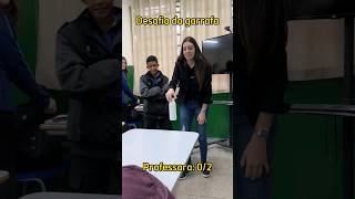 Desafio da garrafa com meus alunos 😂 shorts professora alunos humor [upl. by Orazio]