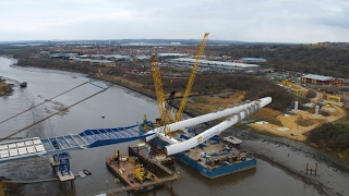 Sarens raises the pylon for New Wear Crossing in Sunderland [upl. by Kresic]