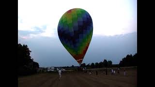 HOT AIR BALLOON IN OUR BACKYARD [upl. by Grobe]