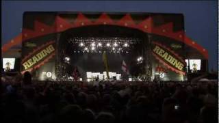 Queens of the Stone Age  Reading 2008 Fixed audio [upl. by Eaner]