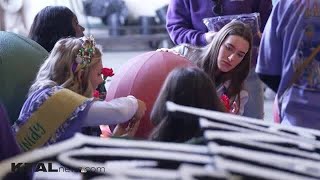 Behind the scenes Louisiana volunteers decorate the 2024 Rose Parade float [upl. by Joell]