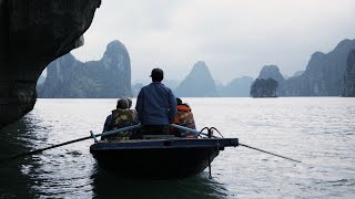 下龍灣 Halong Bay [upl. by Bucher]