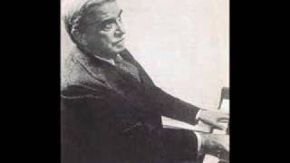 Artur Schnabel plays Beethoven Sonata No 1 in F minor Op 2 No 1 [upl. by Lyssa]