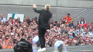 Fang mich an  Grönemeyer live  Red Bull Arena Leipzig 13062015 [upl. by Daryn]