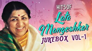 Lata Mangeshkar  Aye Mere Watan Ke Logo Live Performance [upl. by Nnylrats]