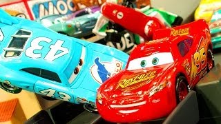 Cars Piston Cup 500 Race Track Ultimate Disney Pixar Cars2 Speed Stunts Crashes amp Smashes ToysRUs [upl. by Gabey]