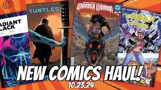 NEW Comic Book Day HAUL  102324  Wonder Woman Detective Comics The Moon is Following Us amp More [upl. by Vincenta]