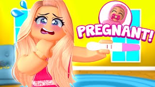 MY MOM FOUND OUT I WAS PREGNANT IN ROBLOX BROOKHAVEN [upl. by Bray727]