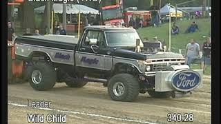 Outlaw Pulling  Wisner NE Friday Night  Modified 4X4  2018 [upl. by Akemot]