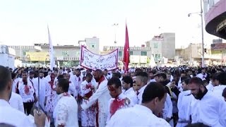 Shiite Ritual Draws Blood Evokes Historyand ISIS Fight [upl. by Emee]