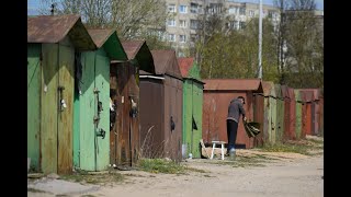 Vilniuje – 180 metalinių garažų iškeldinimas vietoje jų įrengs vaikų darželį [upl. by Fiore]