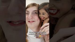 Worlds tallest woman meets the worlds shortest woman [upl. by Holloway]