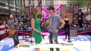 Enrique Iglesias Performs quotI Like Itquot and is Interviewed on TODAY Show [upl. by Aubert]