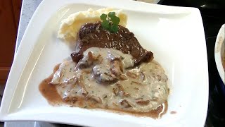 Rostbraten mit Pfifferlinge Sauce [upl. by Lilla494]