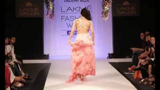 Lakme Fashion Week 2013 summer resorthot pakistani actress Sara Loren walk the rampShow Stopper [upl. by Ssej]