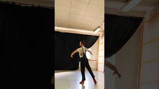 Battement Tendu with 5th position pirouettes kunst dance dancepractice balletclass tanz dancer [upl. by Jephthah484]