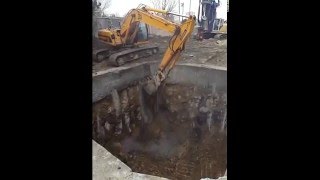 Shaft excavation for MTBM microtunneling [upl. by Ioab]