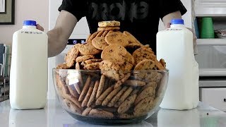 203 Chips Ahoy Challenge 12800 Calories [upl. by Ykcir]