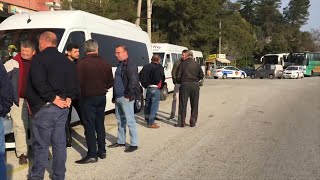 Report TV  Transporti në Gjirokastër në protestë Do futemi në grevë Liçenca klienteliste [upl. by Lunt]