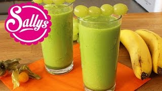 grüner Smoothie mit Spinat und Ananas  Sallys Welt [upl. by Llenej793]