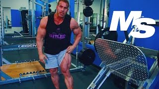 Jay Cutlers Training Tips How To Do A Leg Press Correctly [upl. by Tihw]