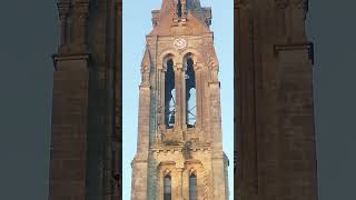 Sonnerie dominicale du début de la messe à léglise NotreDamedelAssomption de LesparreMédoc [upl. by Mccollum]