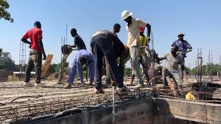 Travaux de dallage de la véranda et du restaurant  Tchad [upl. by Arlana]