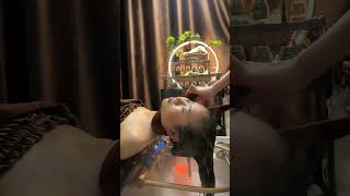 Gội đầu dưỡng sinh hoàng cung tại Lisa Nail Spa Massage quận 3 [upl. by Ertnod]