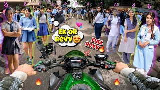 Crazy School Girls Reactions On Z1000 Full Revv😍💖 Aaj Full Revv Kr Diya School Pr😱🔥 [upl. by Chelsy]