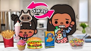 SWAPPING DIET WITH MY SISTER 🍭 👧🏽  Toca boca LIFE roleplay WITH VOICE🎙️ [upl. by Nilla]