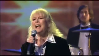 PETULA CLARK DOWNTOWN 2010 [upl. by Jacquette]