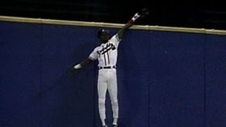 Otis Nixon CLIMBS the wall like SpiderMan to rob a home run [upl. by Painter881]