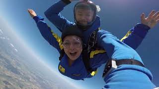 Tandemsprung von Kristina bei skydive nuggets in Leutkirch [upl. by Adnilym]