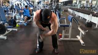 MUTANT in a MINUTE  Hanging Hammer Curls with Big Ron Partlow [upl. by Carleton257]