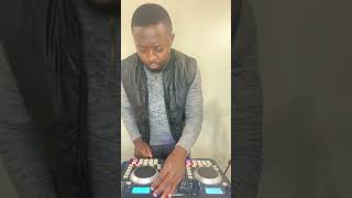 Show 225  Deep House Mix  CrossMusiq amp Soulistiq Sound – Love Song CrossMusic Touch [upl. by Hunt]