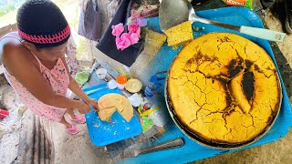 HACIENDO UN PAN DE MAIZ EN EL FOGON EN EL CAMPO LOMA DE LA BESTIAPTO PLATAREP DOMINICANA [upl. by Bornstein]