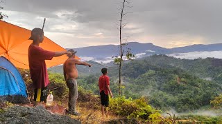 camping hujan deras siang malam disertai angin kencang sampai tenda koyak [upl. by Occor]