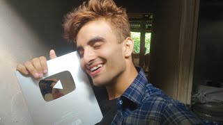 MY SILVER PLAY BUTTON Iam back [upl. by Baryram50]