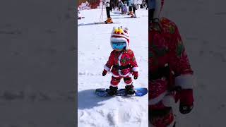 Fear of snowboarding shorts shortsfeed youtubeshorts viralshorts [upl. by Quartis]