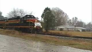 Santa Train 2009 Chase Weird S3L Horn [upl. by Wickham]