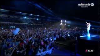 Gigi DAlessio  Arena della Vittoria Bari  28092012  RadionorbaTV Parte 4  Medley Italiano [upl. by Luca]