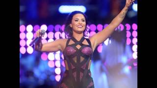 Demi Lovato Performs Cool for the Summer at the MTV Video Music Awards [upl. by Zerat]